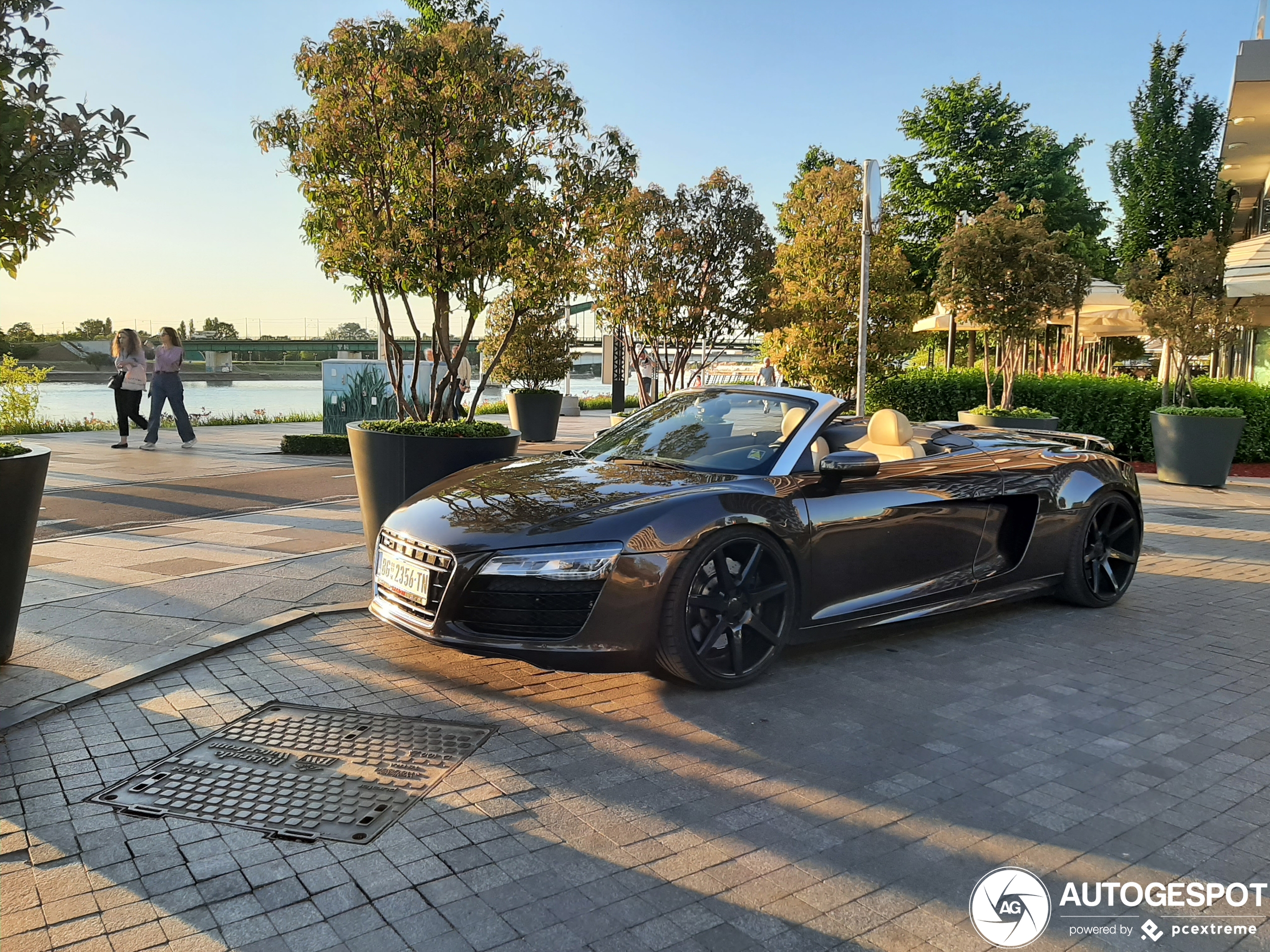 Audi R8 V10 Spyder 2013