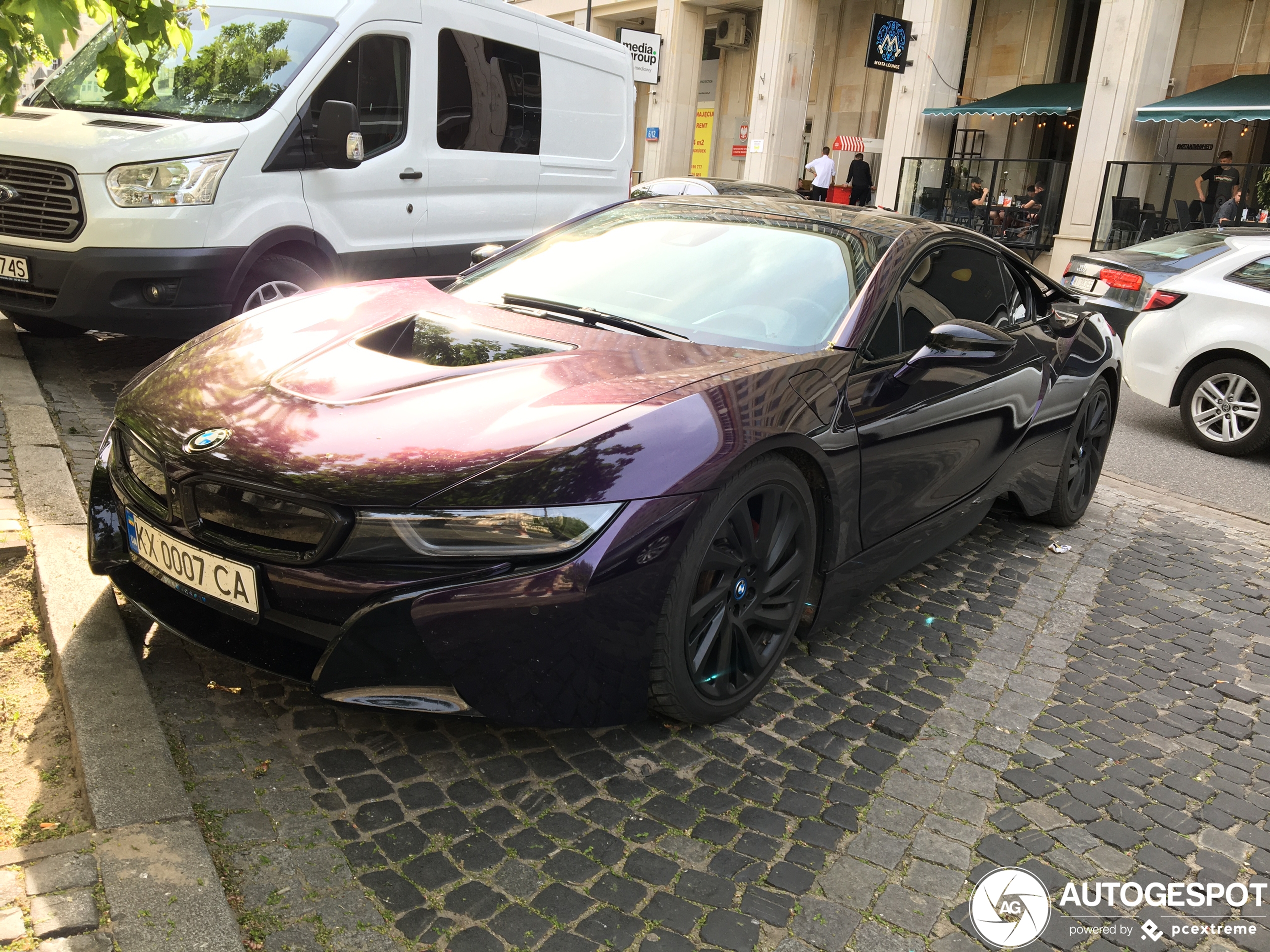 BMW i8