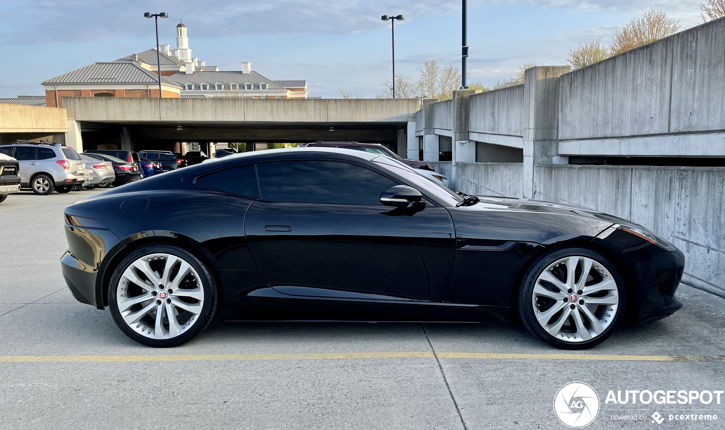 Jaguar F-TYPE S Coupé