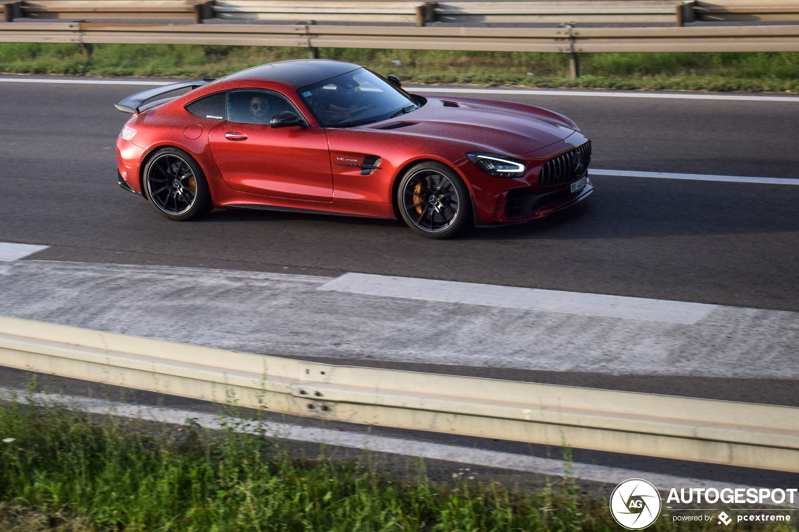 Mercedes-AMG GT R C190 2019