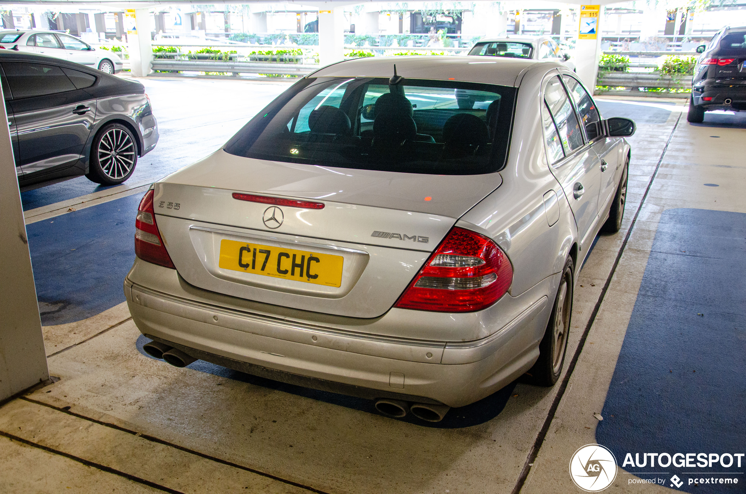 Mercedes-Benz E 55 AMG