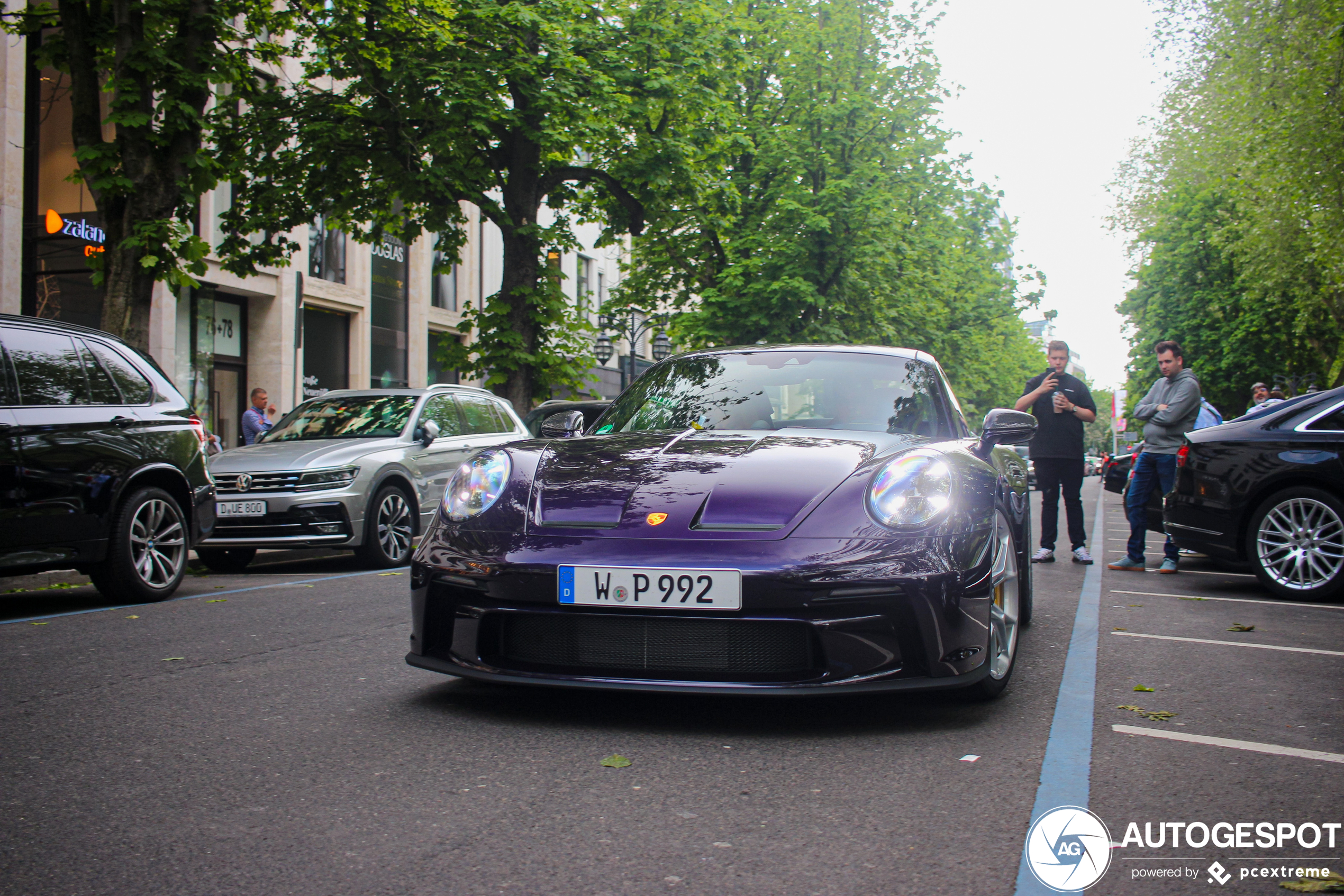 Porsche 992 GT3 Touring