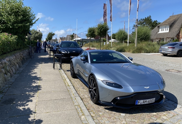 Aston Martin V8 Vantage 2018