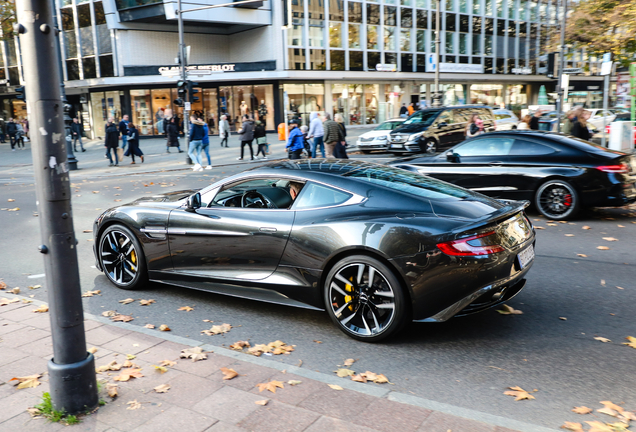 Aston Martin Vanquish 2013