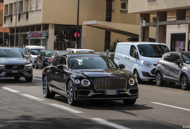 Bentley Flying Spur V8 2021