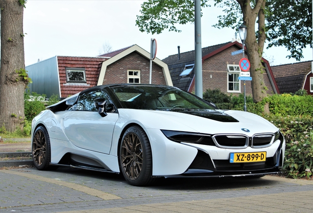 BMW i8 Roadster