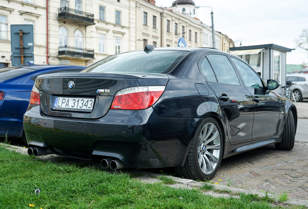 BMW M5 E60 2007