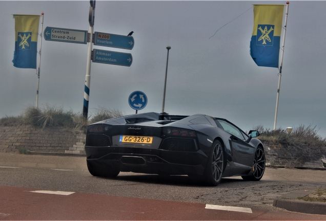 Lamborghini Aventador LP700-4 Roadster