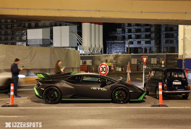 Lamborghini Huracán LP640-2 STO