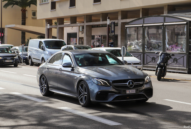 Mercedes-AMG E 63 S W213