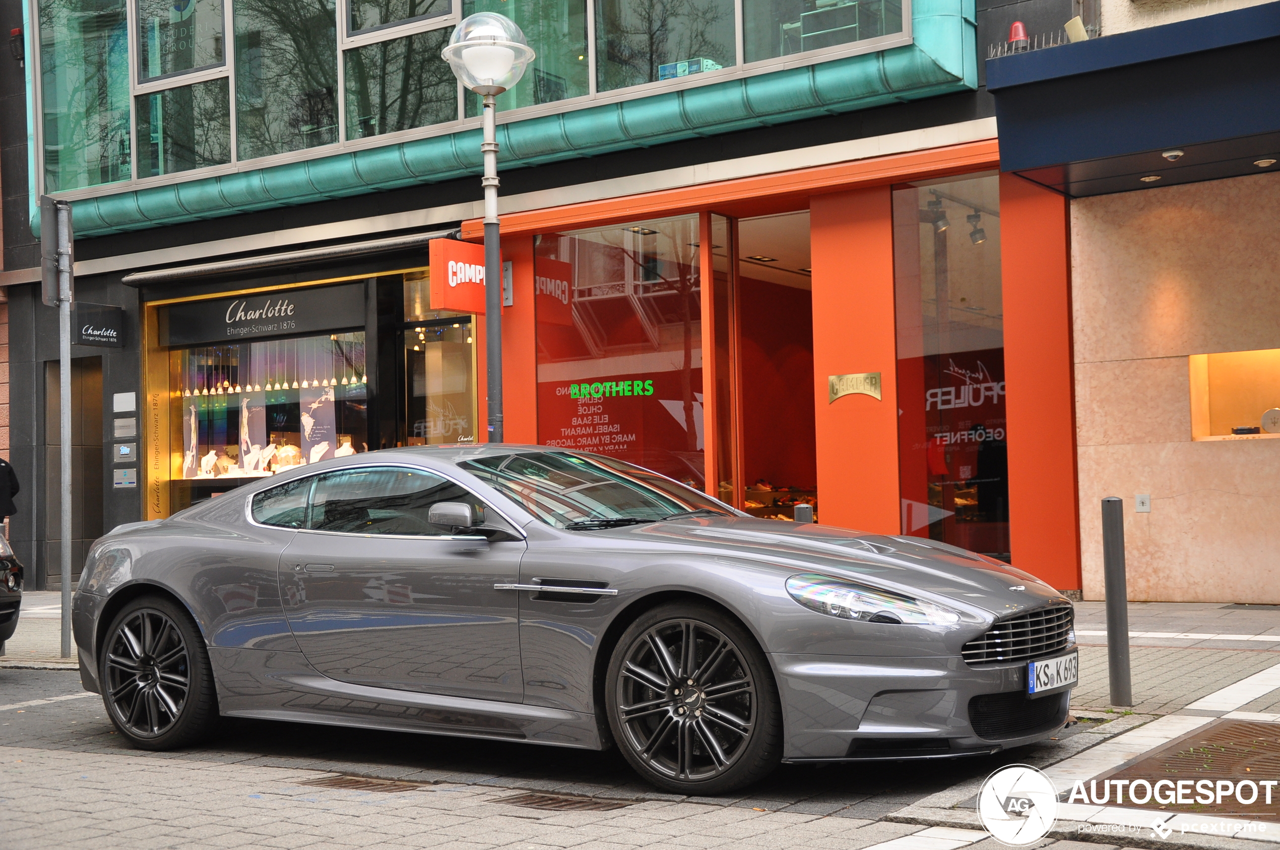 Aston Martin DBS