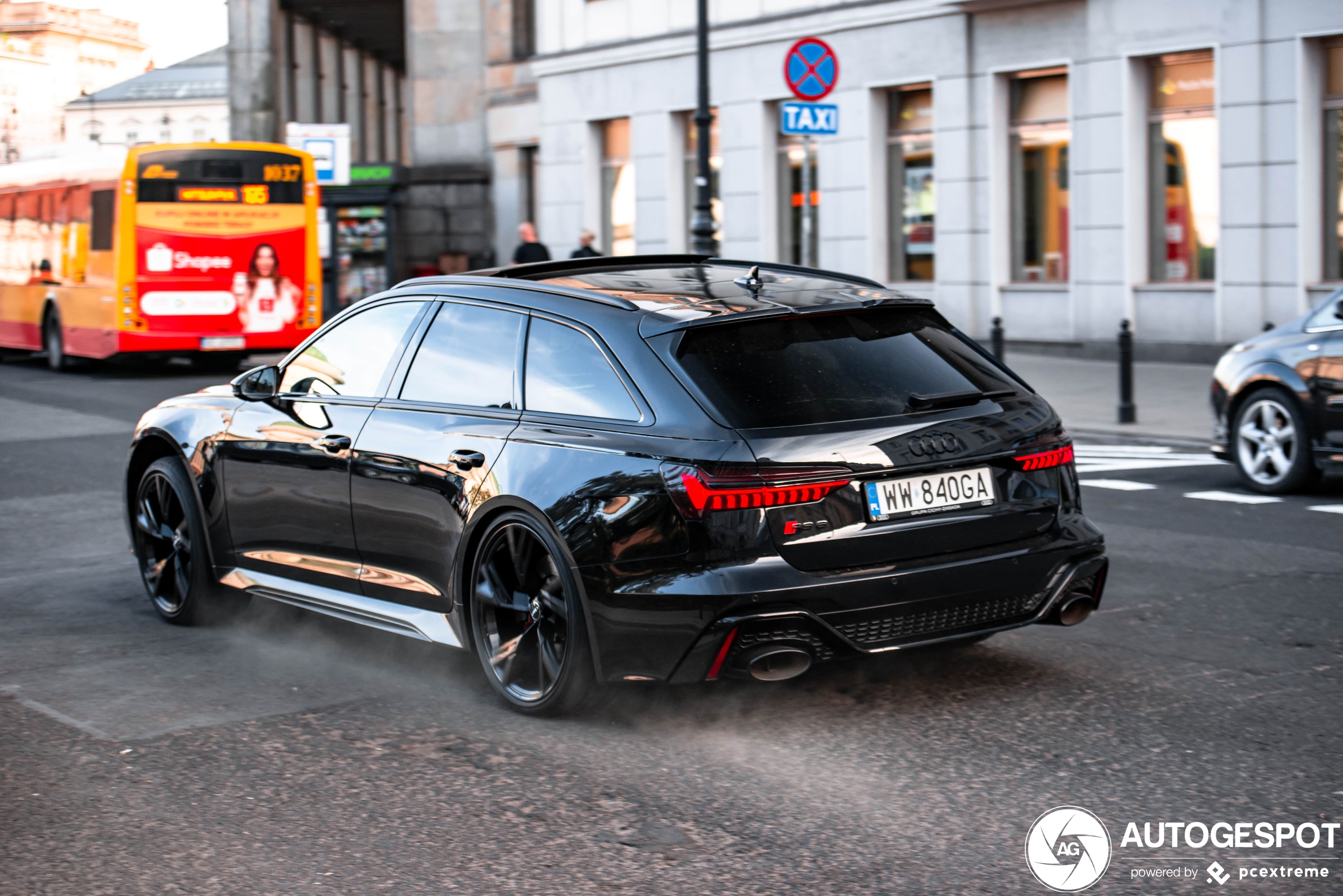 Audi RS6 Avant C8