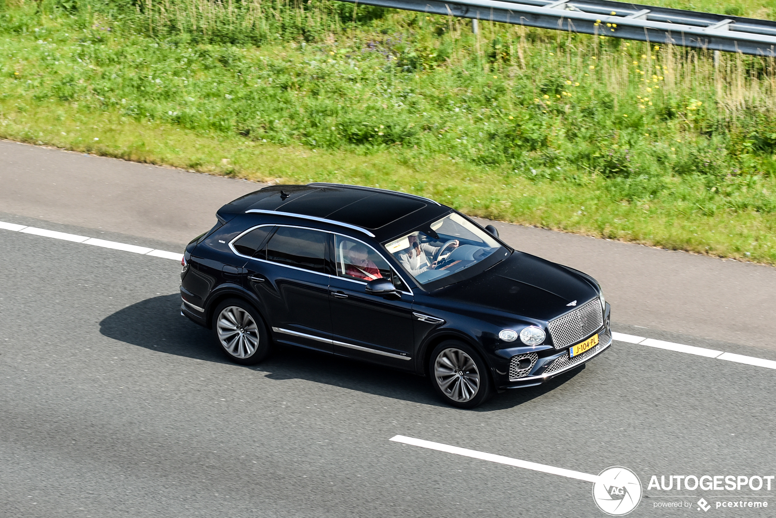 Bentley Bentayga V8 2021 First Edition