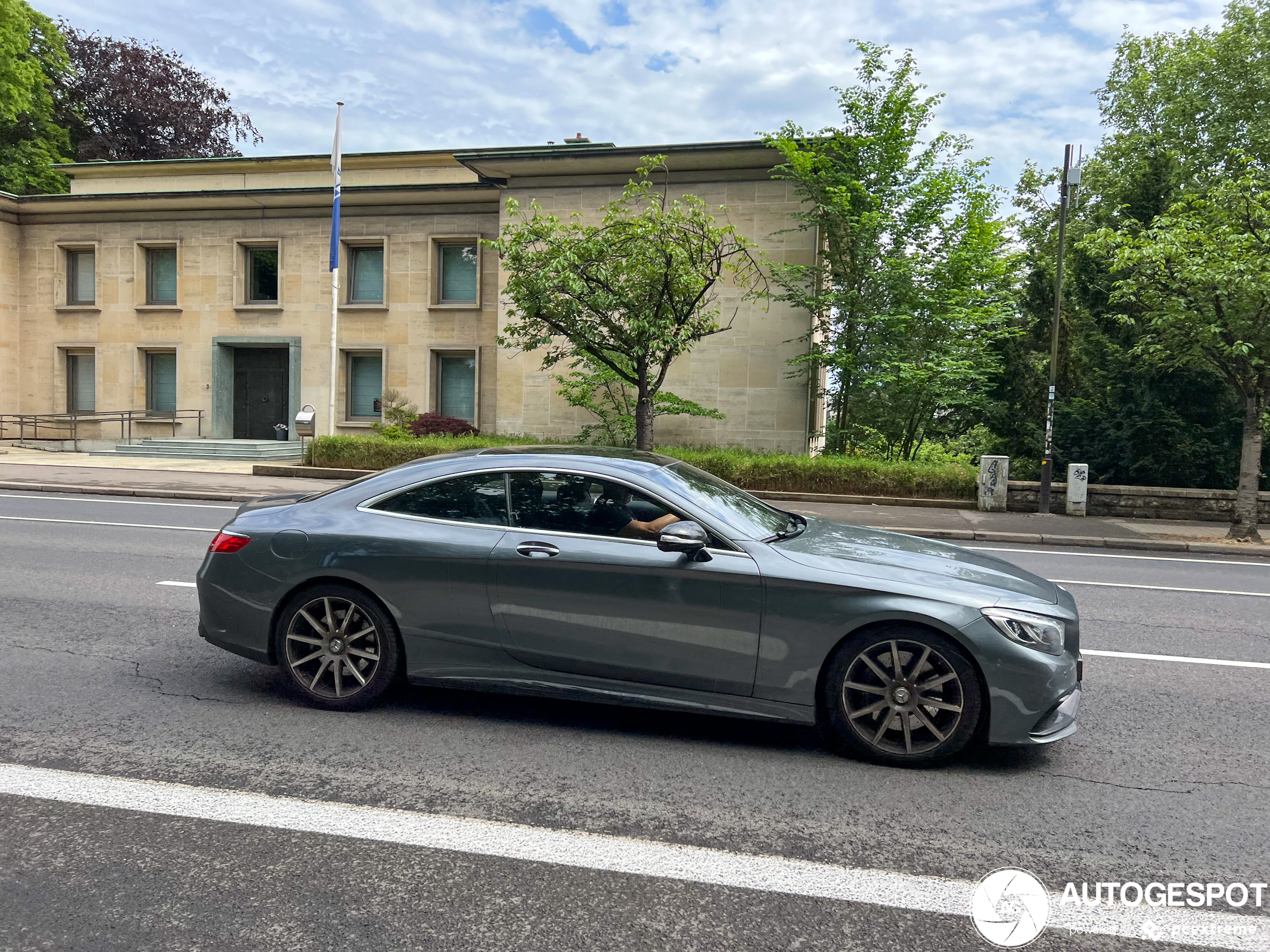 Mercedes-Benz S 63 AMG Coupé C217