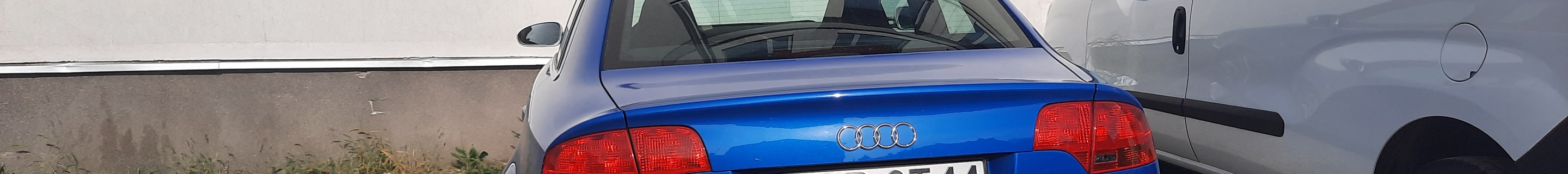 Audi RS4 Sedan