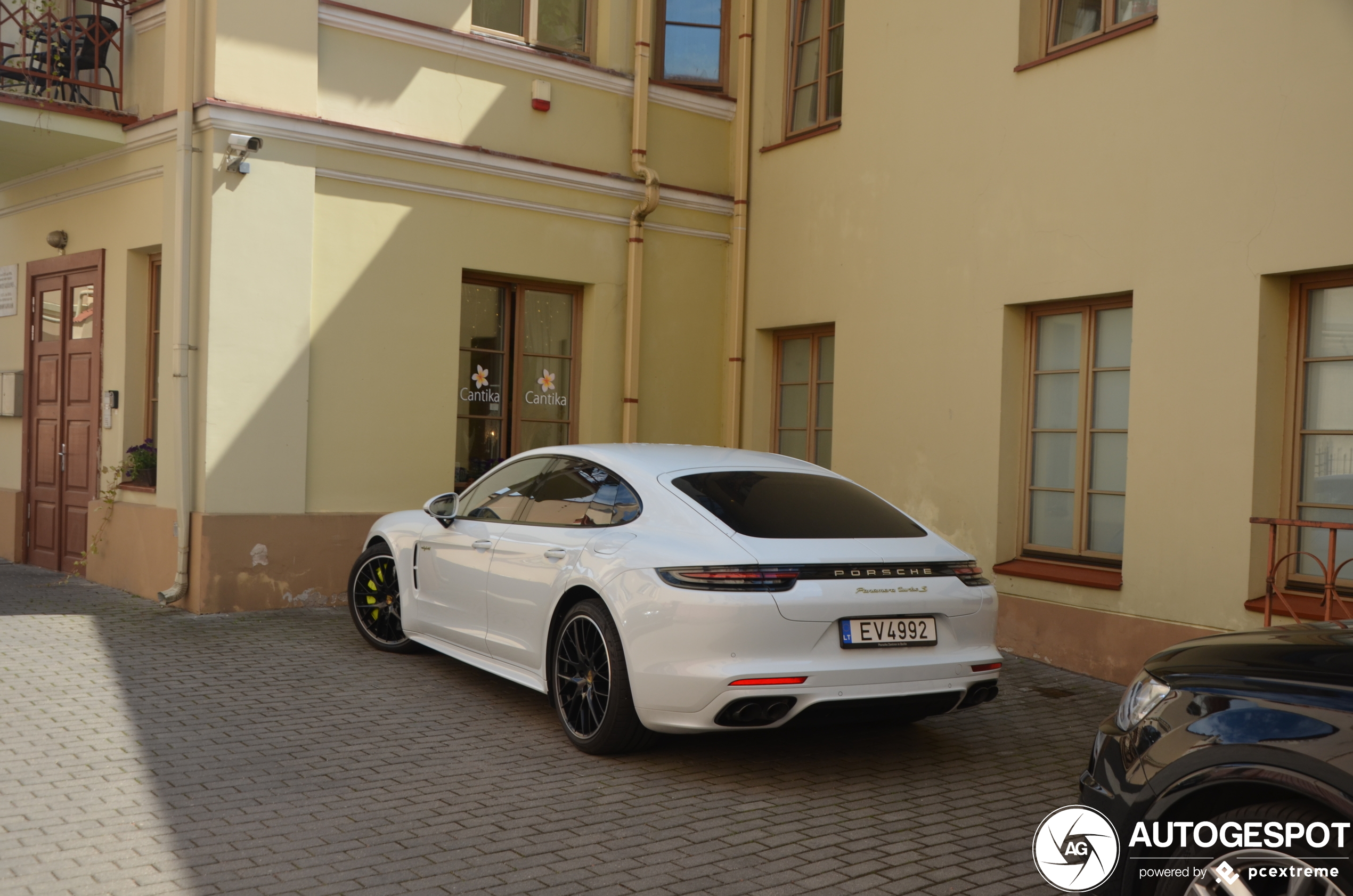 Porsche 971 Panamera Turbo S E-Hybrid