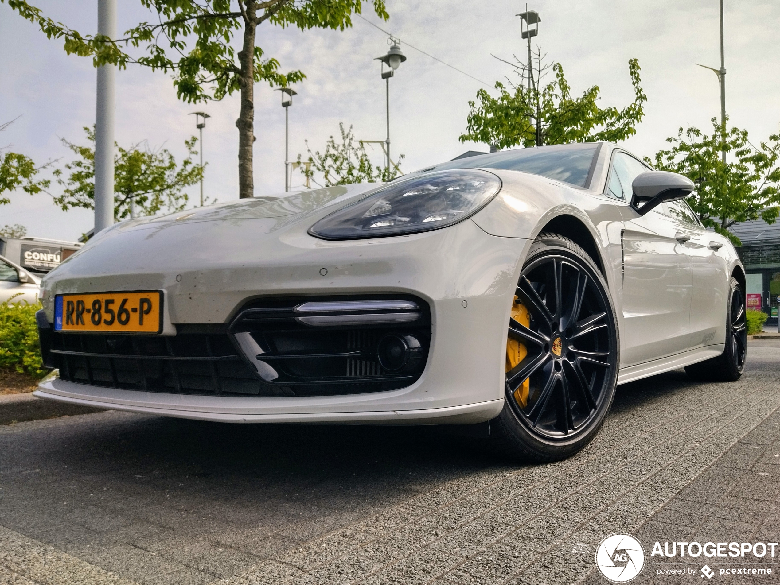 Porsche 971 Panamera Turbo S E-Hybrid Sport Turismo