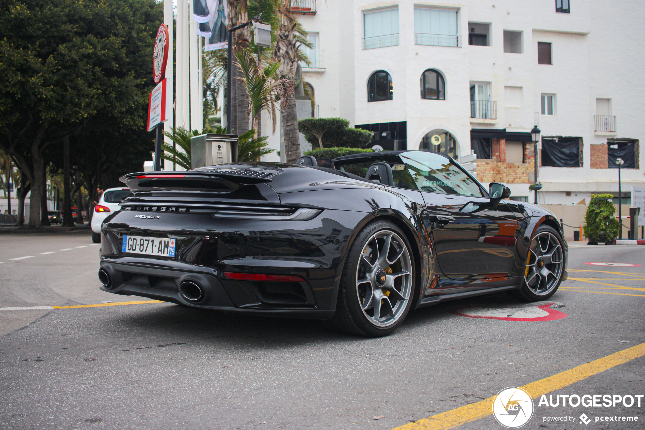 Porsche 992 Turbo S Cabriolet