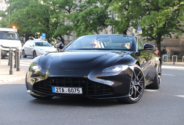 Aston Martin V8 Vantage Roadster 2020