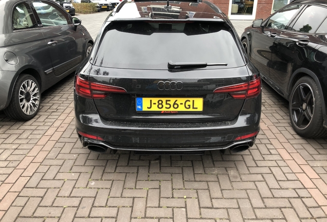 Audi RS4 Avant B9