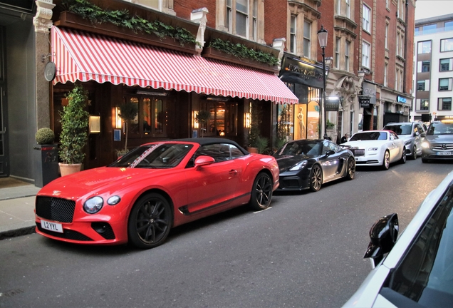 Bentley Continental GTC 2019