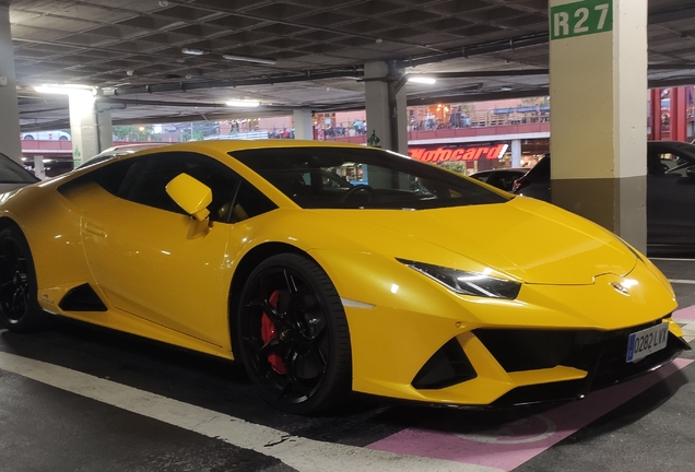 Lamborghini Huracán LP640-4 EVO