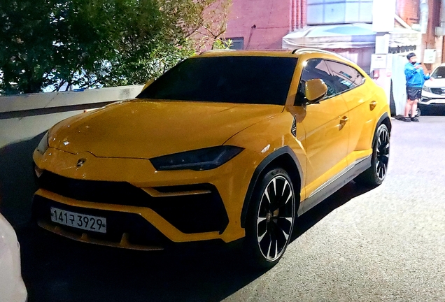 Lamborghini Urus