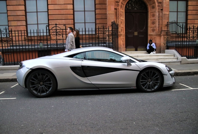 McLaren 570S