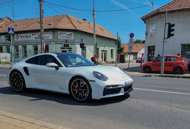 Porsche 992 Turbo