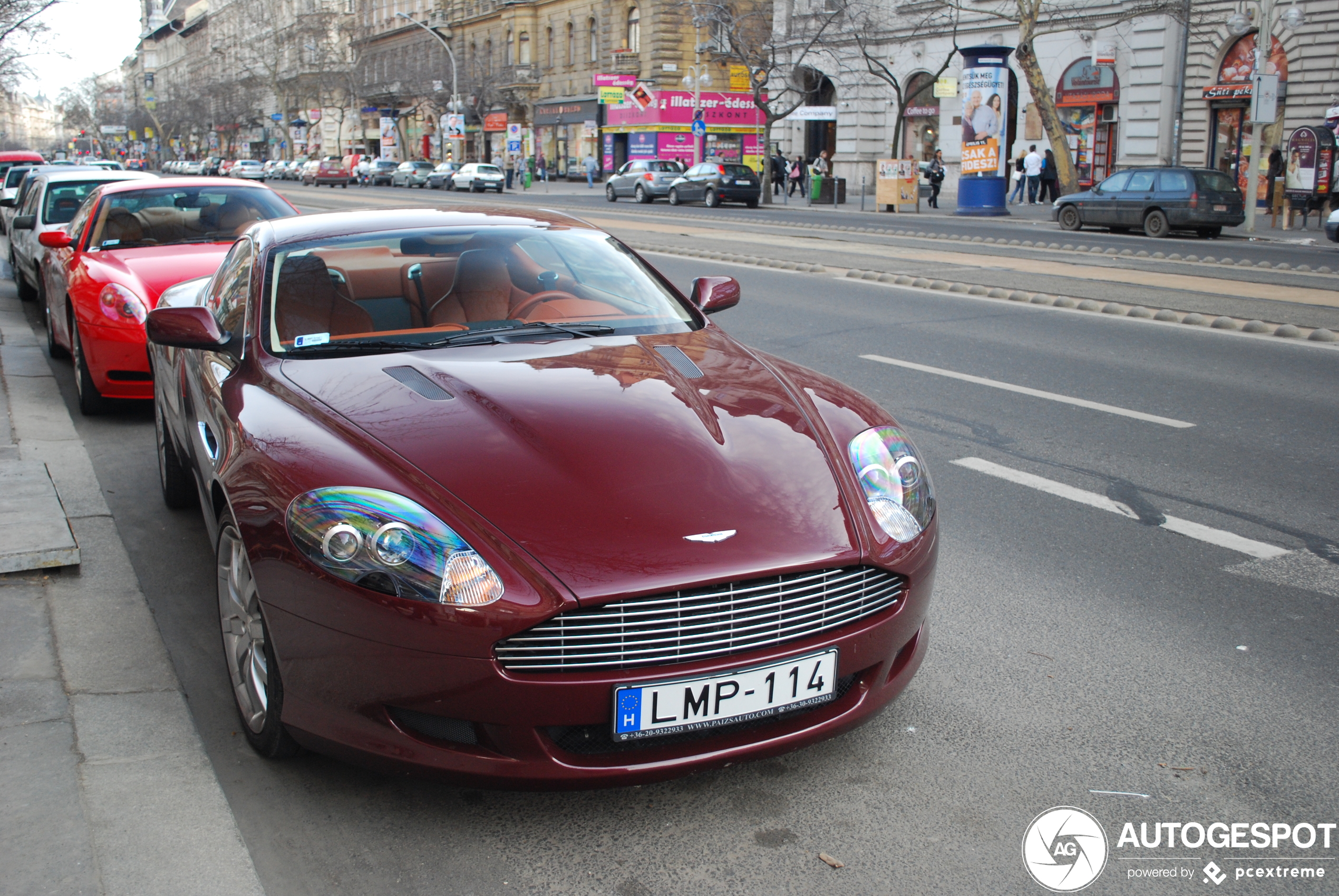 Aston Martin DB9