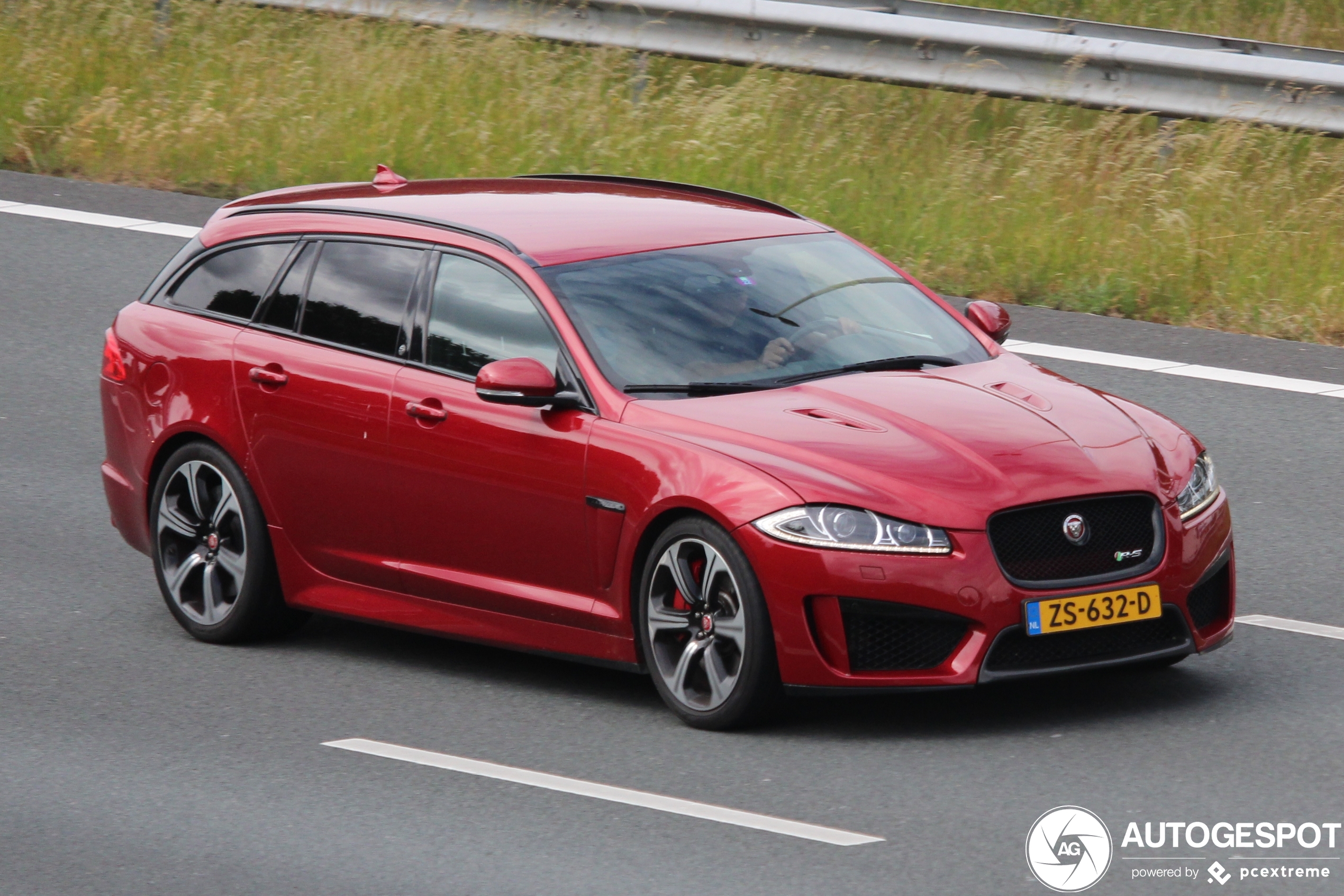 Jaguar XFR-S Sportbrake