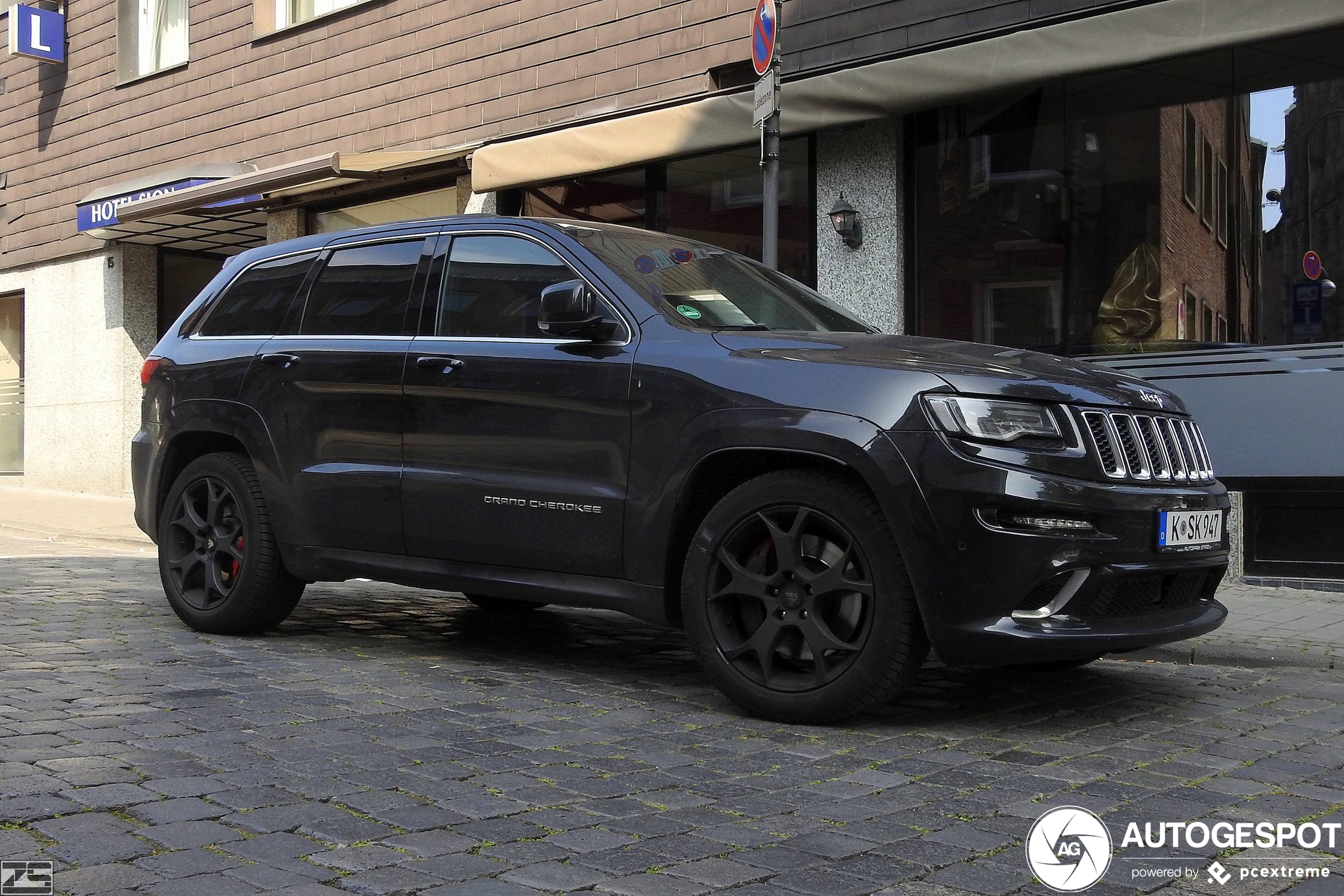 Jeep Grand Cherokee SRT 2013