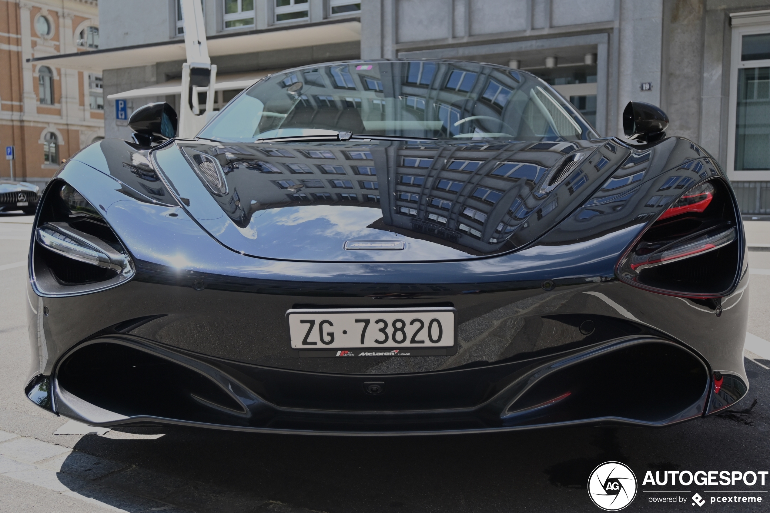 McLaren 720S Spider