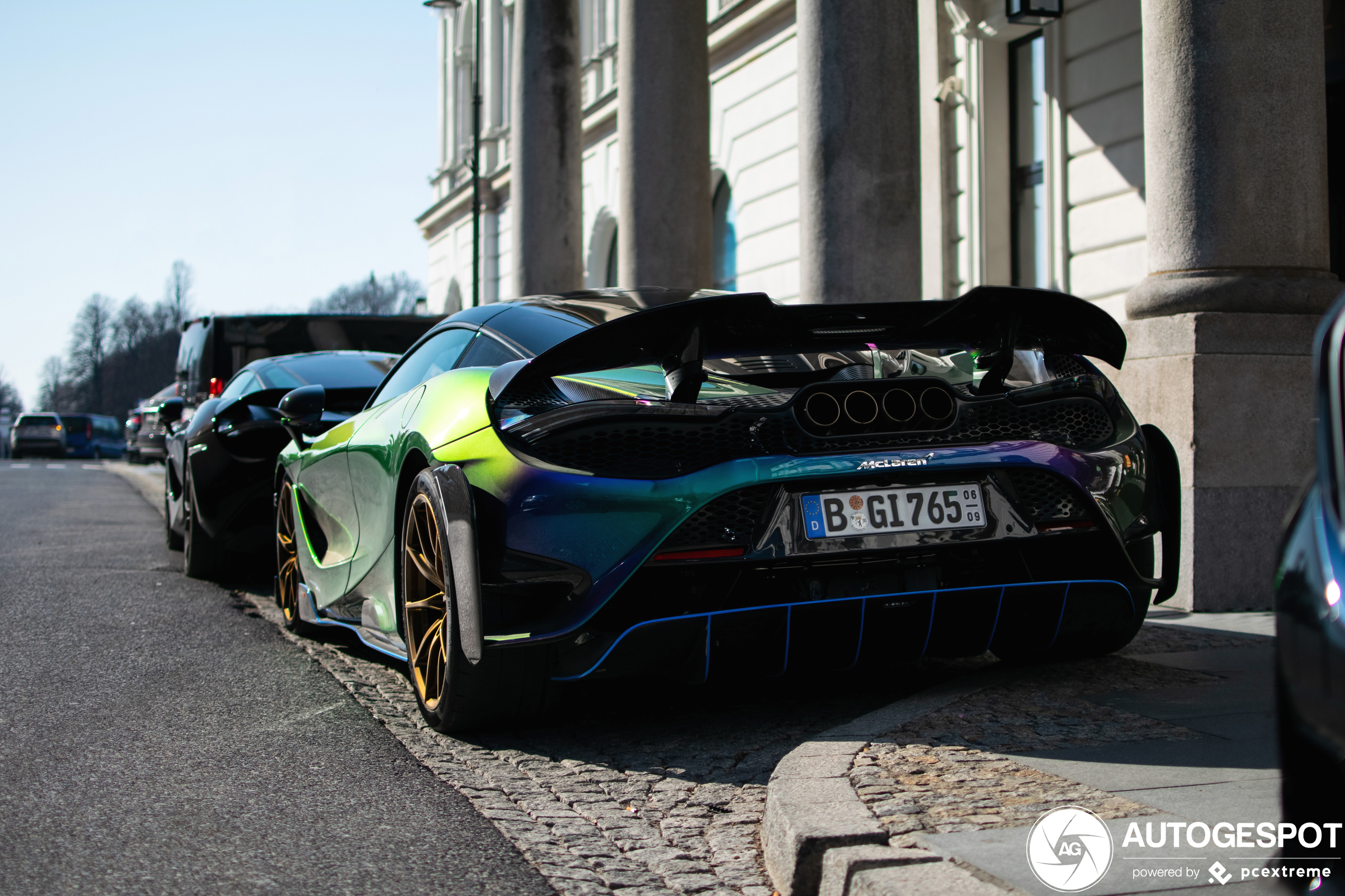 McLaren 765LT