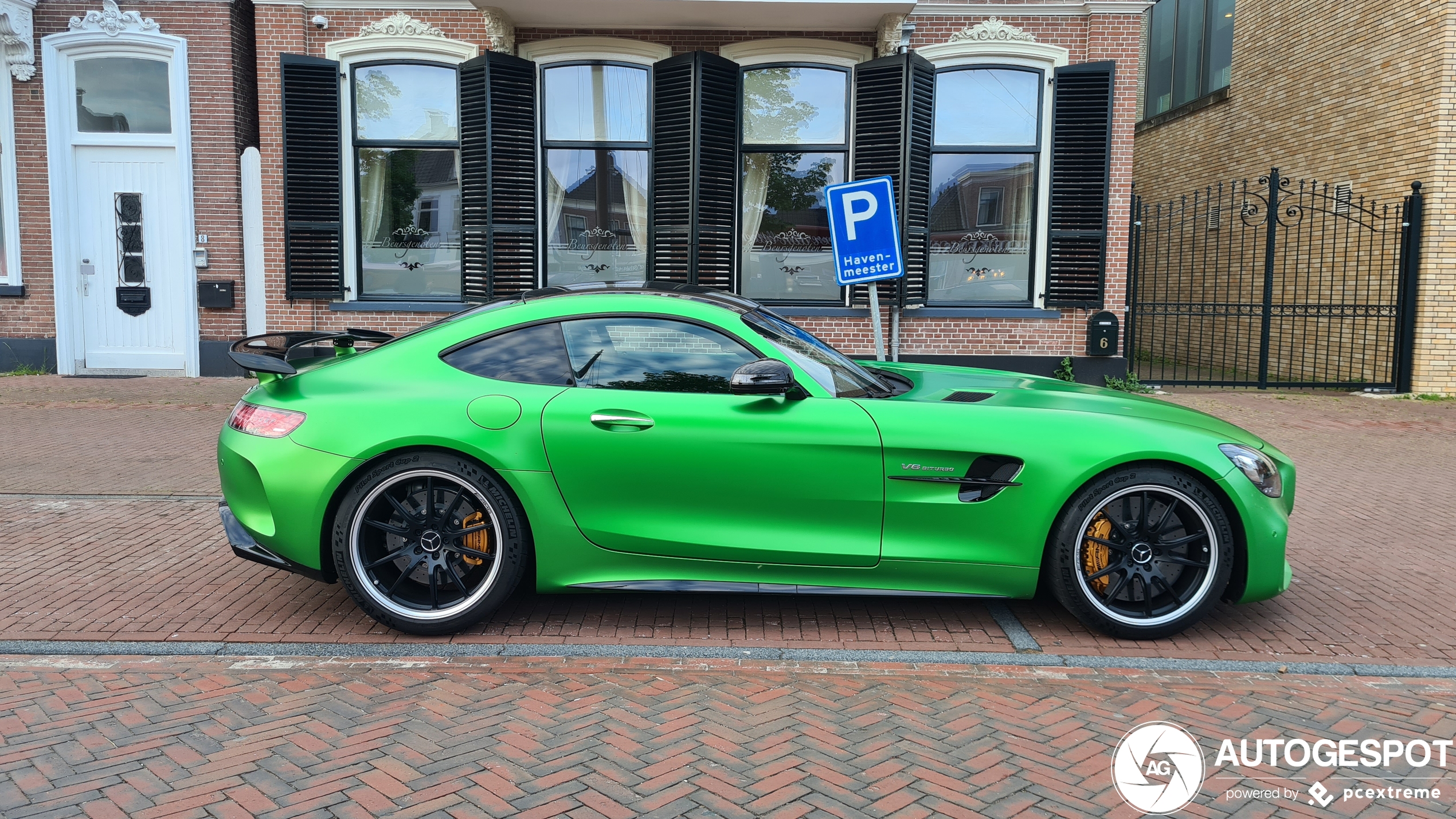 Mercedes-AMG GT R C190