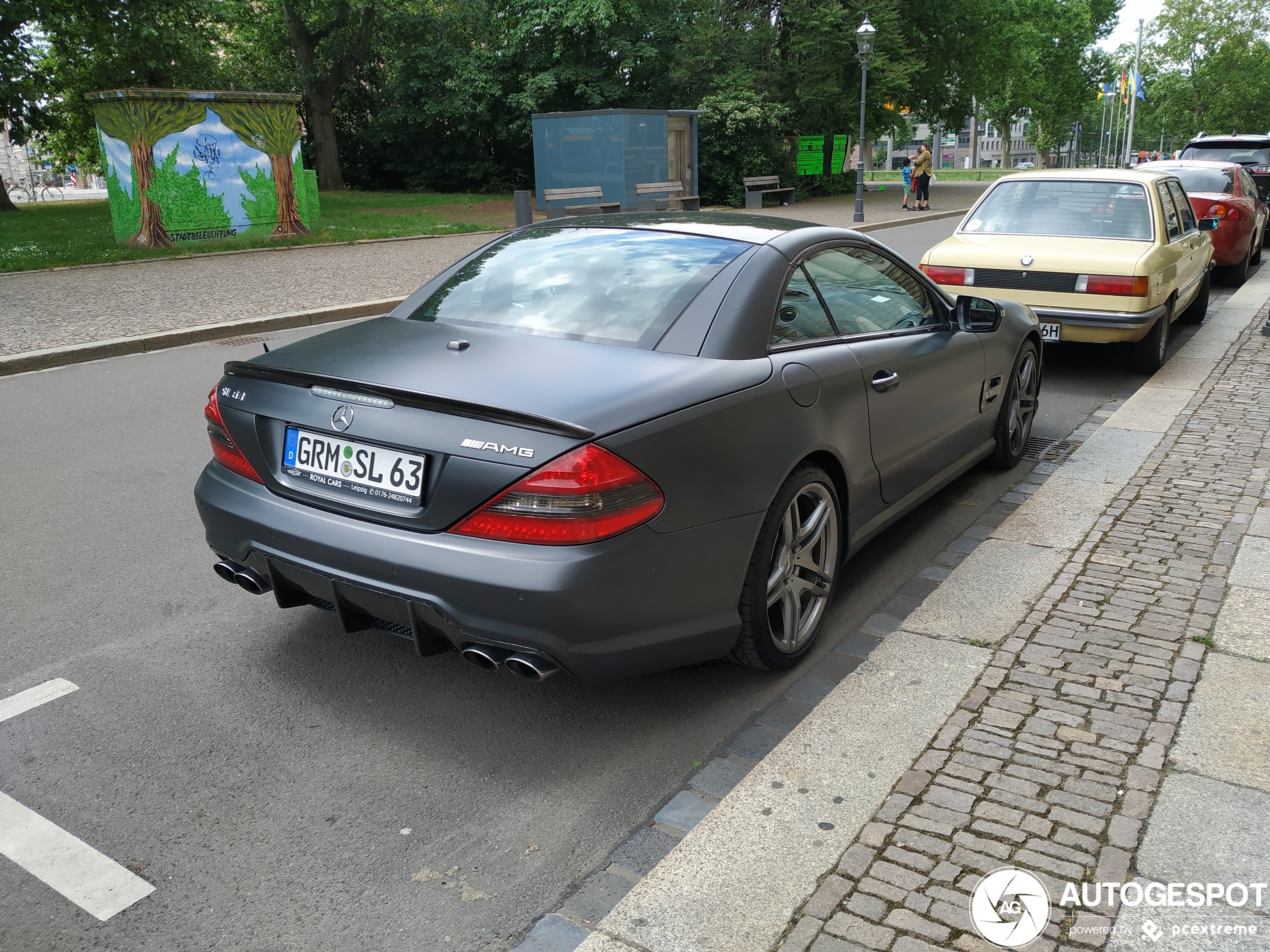 Mercedes-Benz SL 63 AMG