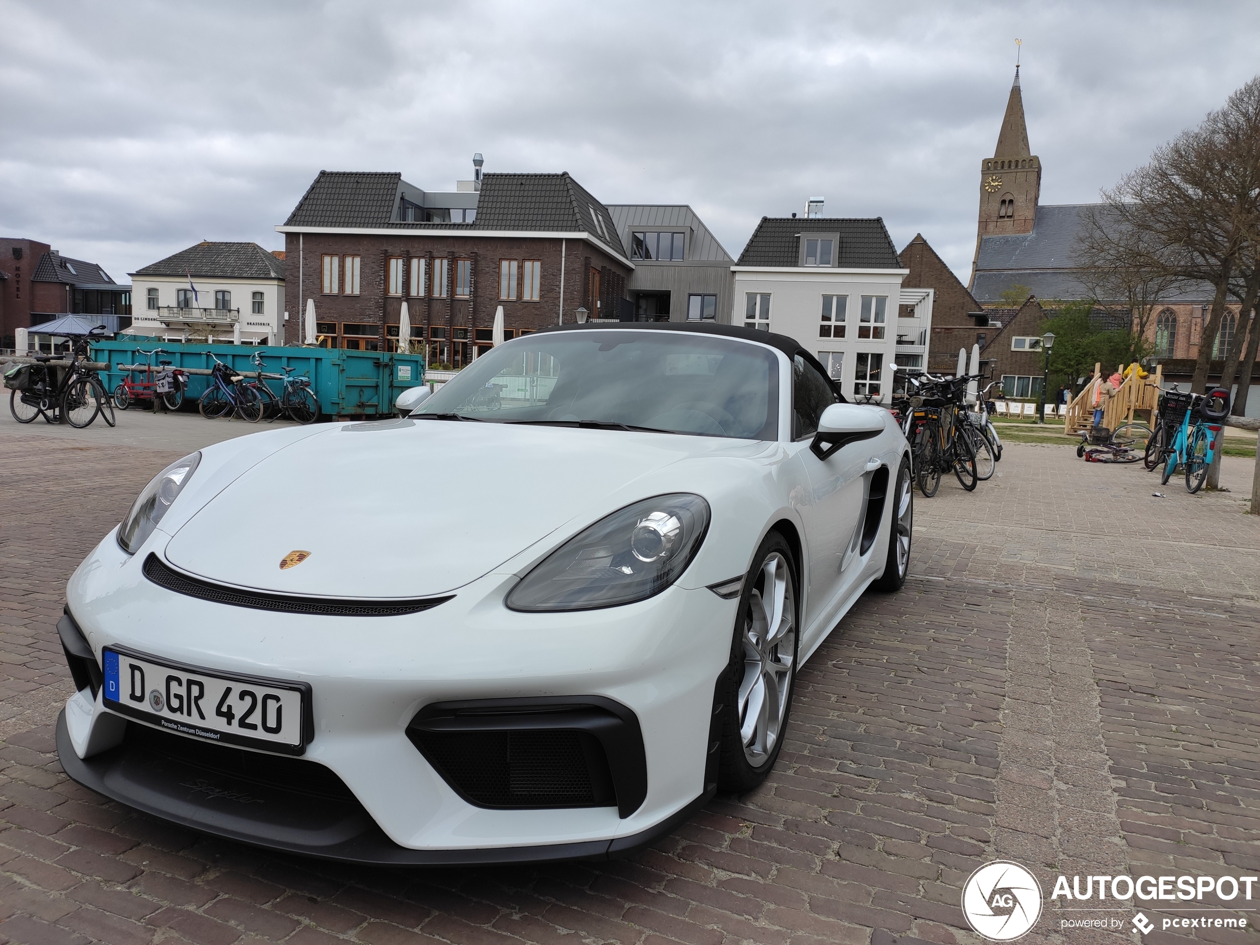 Porsche 718 Spyder