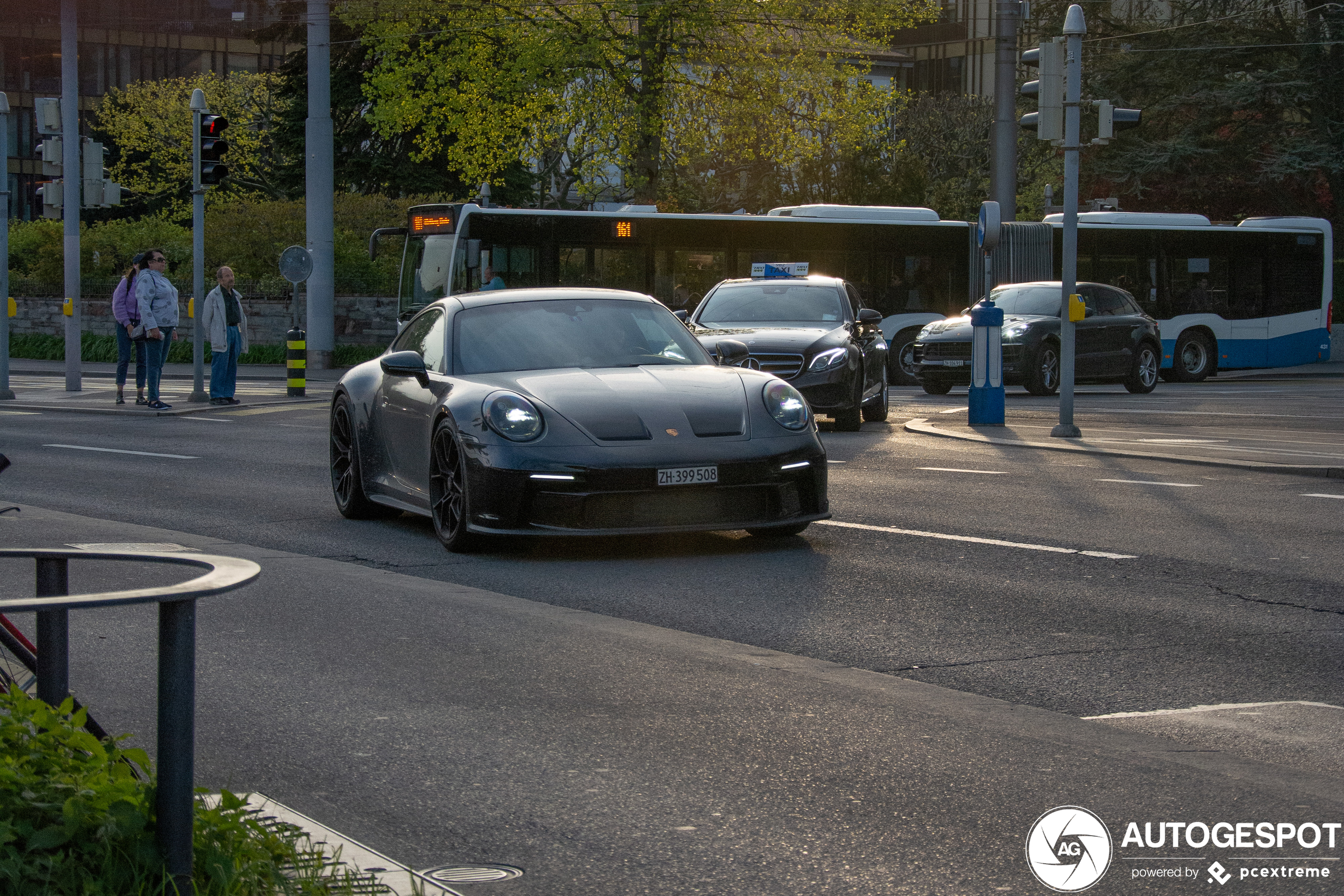 Porsche 992 GT3 Touring