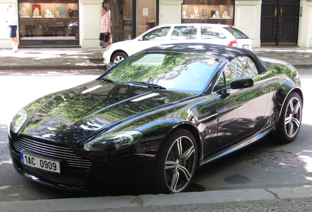 Aston Martin V8 Vantage N400 Roadster