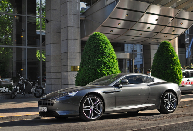 Aston Martin Virage 2011