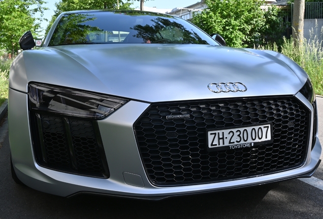 Audi R8 V10 Plus 2015