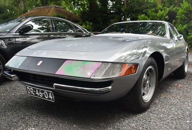 Ferrari 365 GTB/4 Daytona