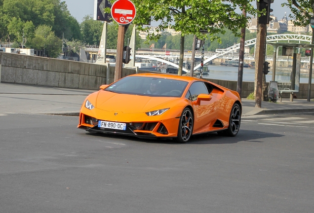 Lamborghini Huracán LP640-4 EVO