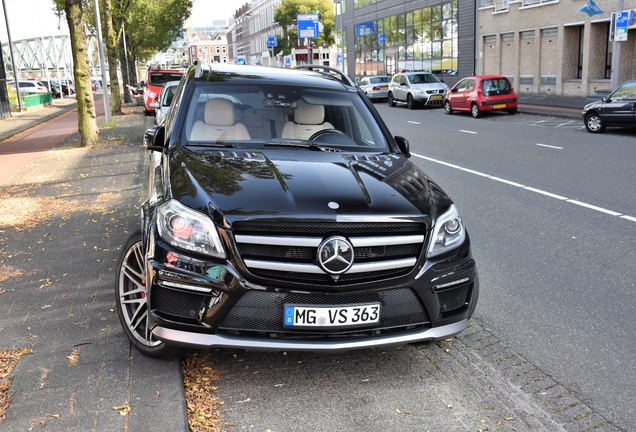 Mercedes-Benz GL 63 AMG X166