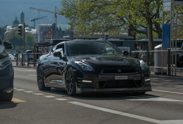 Nissan GT-R 2014