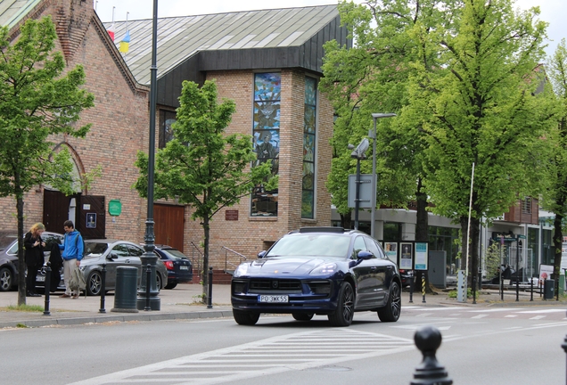 Porsche 95B Macan GTS MkIII