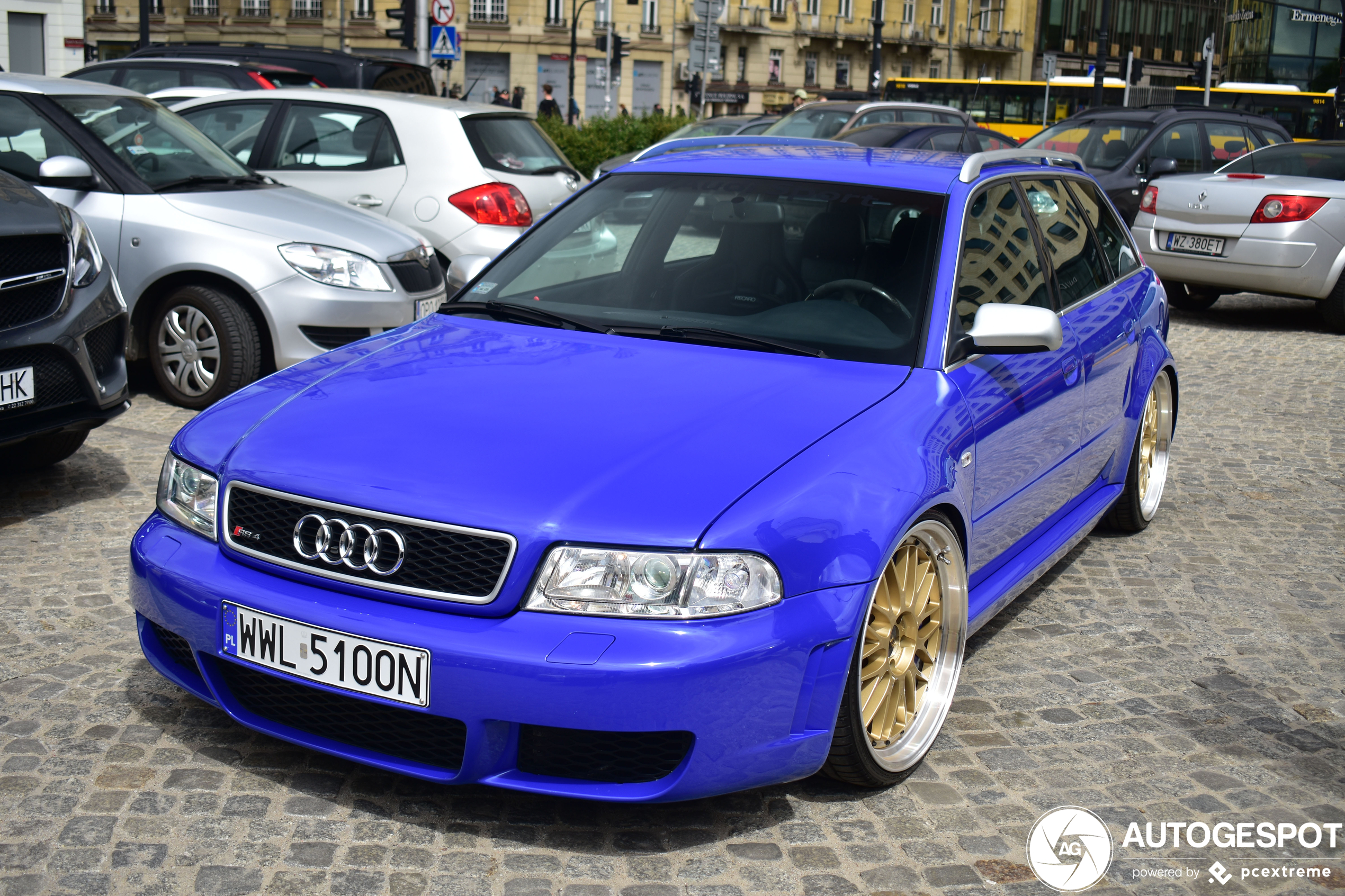 Audi RS4 Avant B5