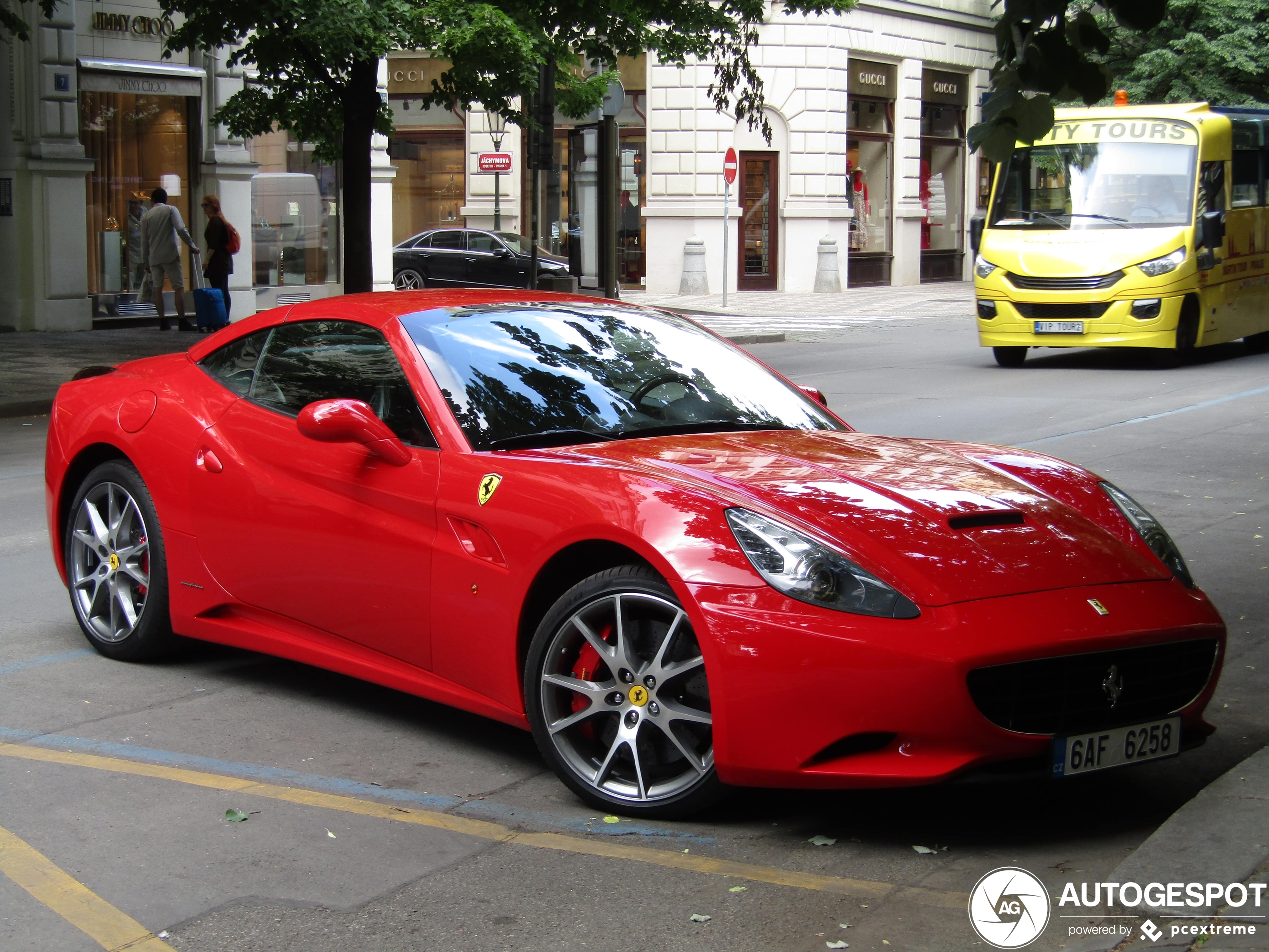 Ferrari California