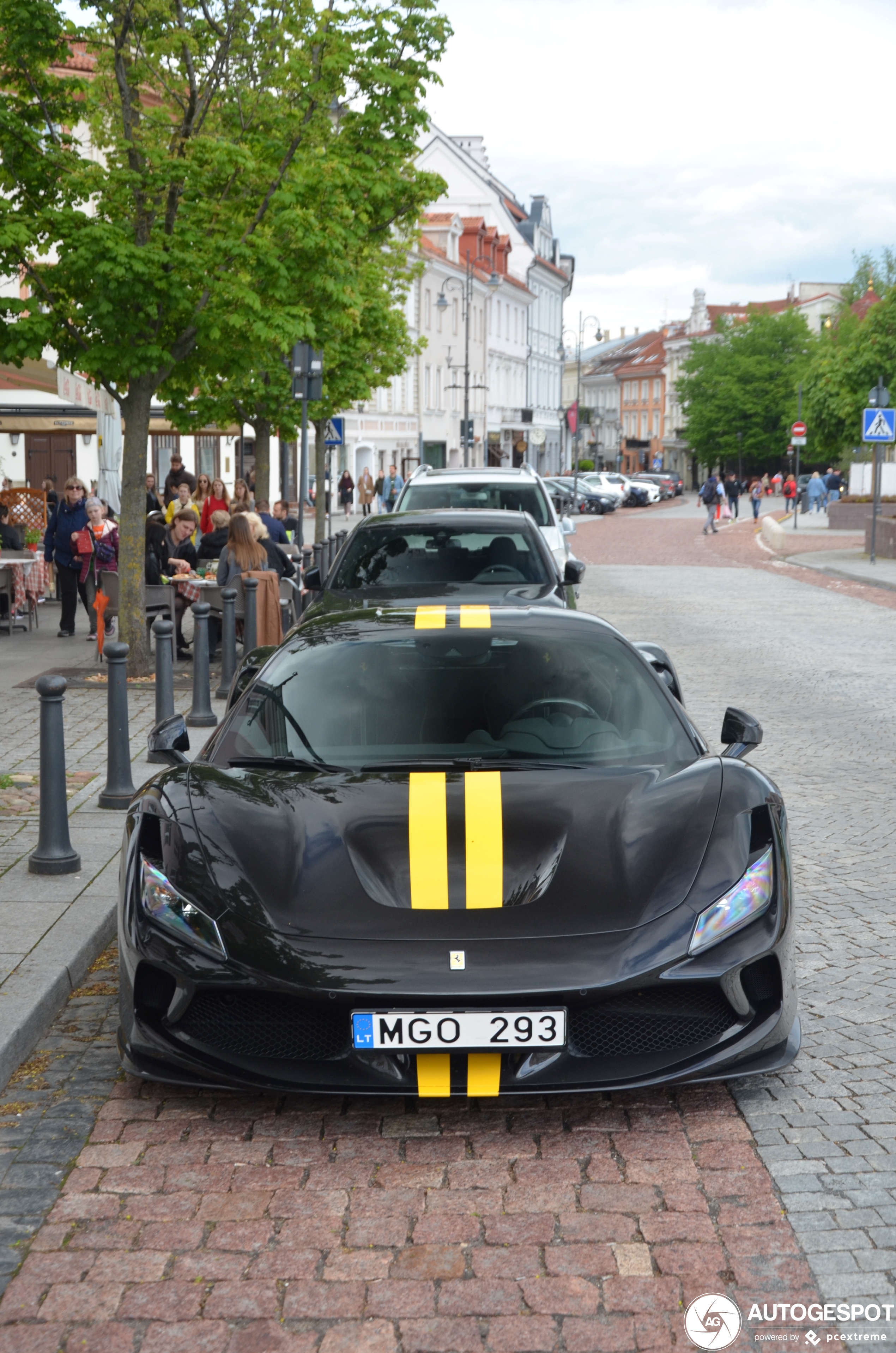 Ferrari F8 Tributo Novitec Rosso