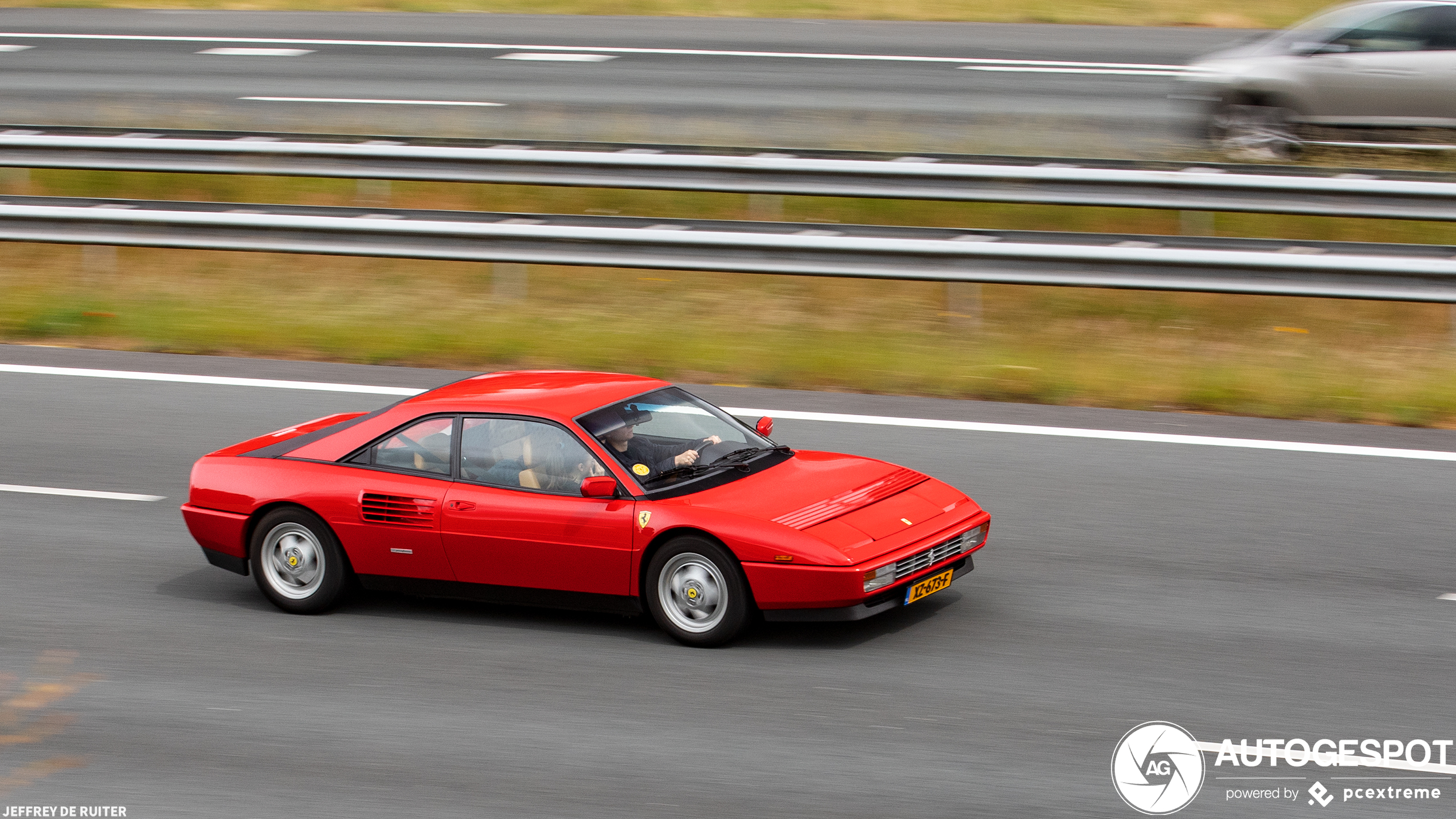 Ferrari Mondial T